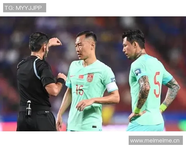 成都足球队以72分领跑奥运会积分榜展现强大实力与团队合作精神